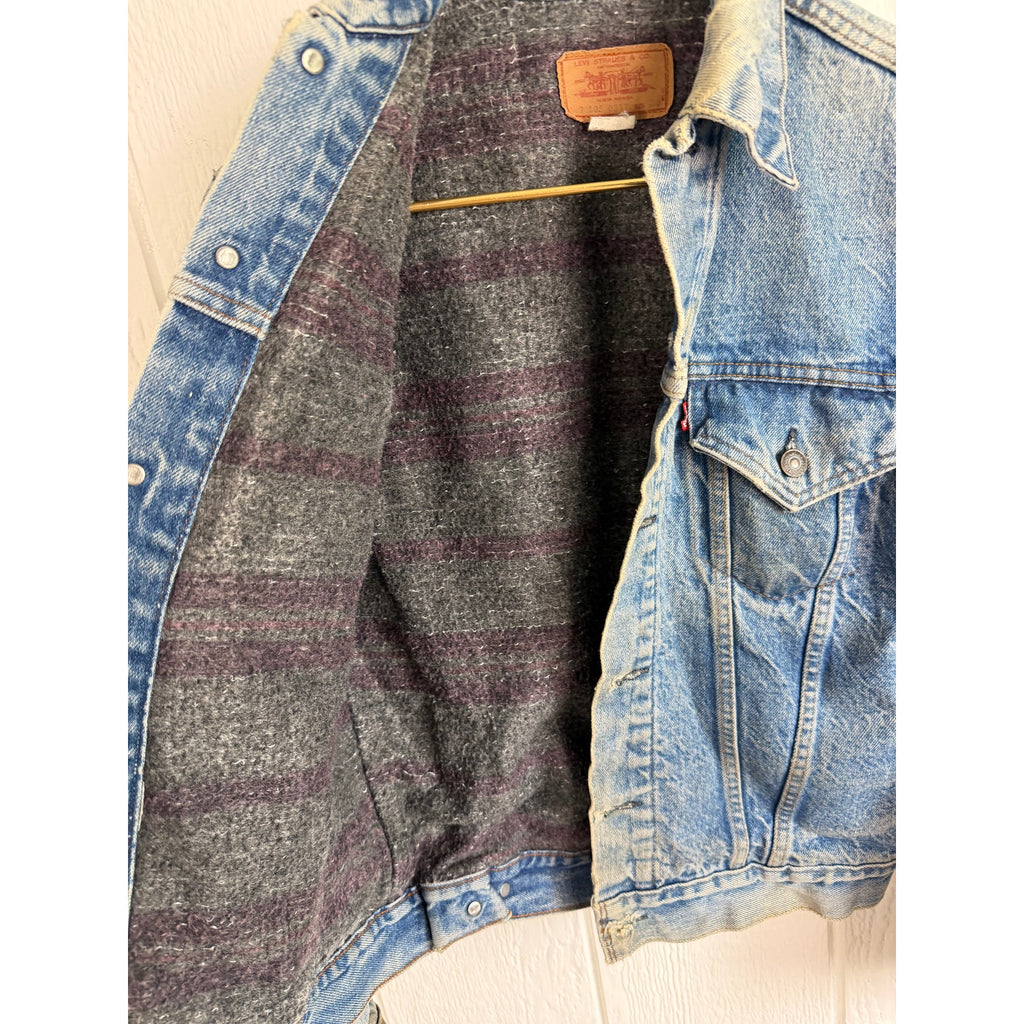 Vintage Levi's 70605 Blanket Lined Denim Trucker Jacket Made USA Distressed