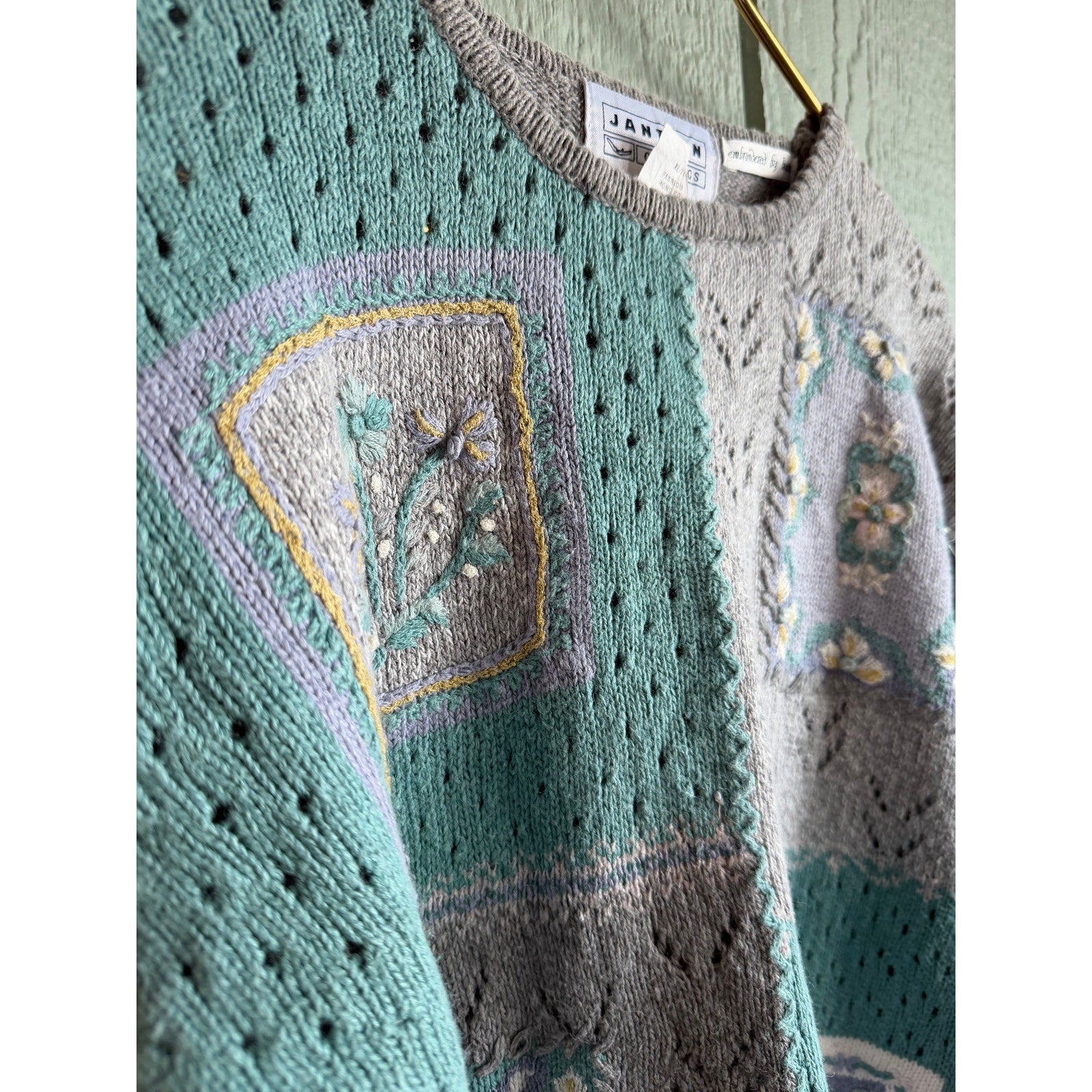 Vintage 90s Patchwork Embroidered Floral Knit Sweater – Jantzen Classics XL