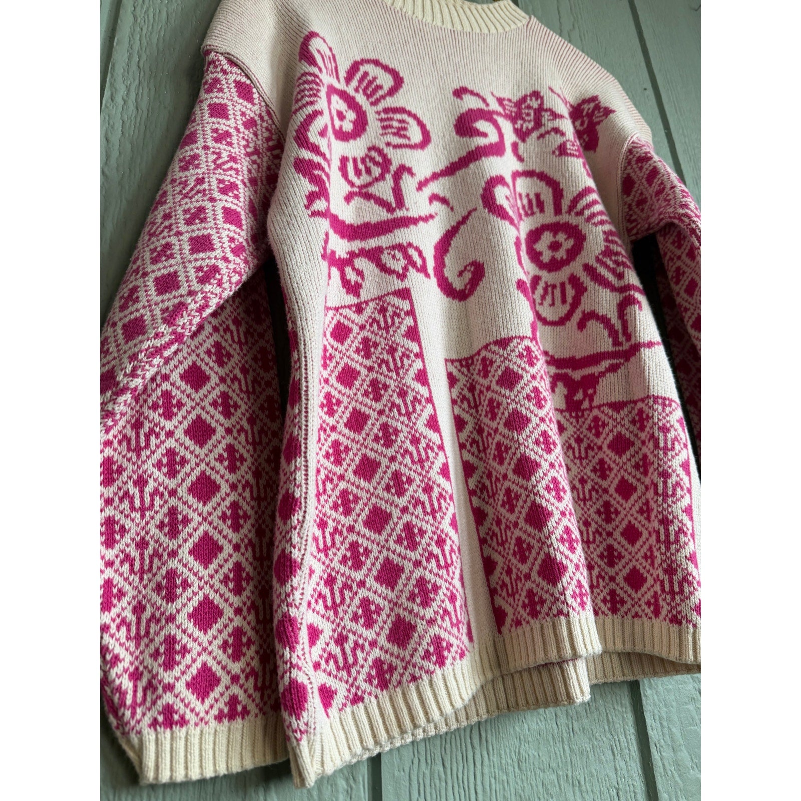Vintage 90s Cabin Creek Floral Graphic Knit Sweater, Large