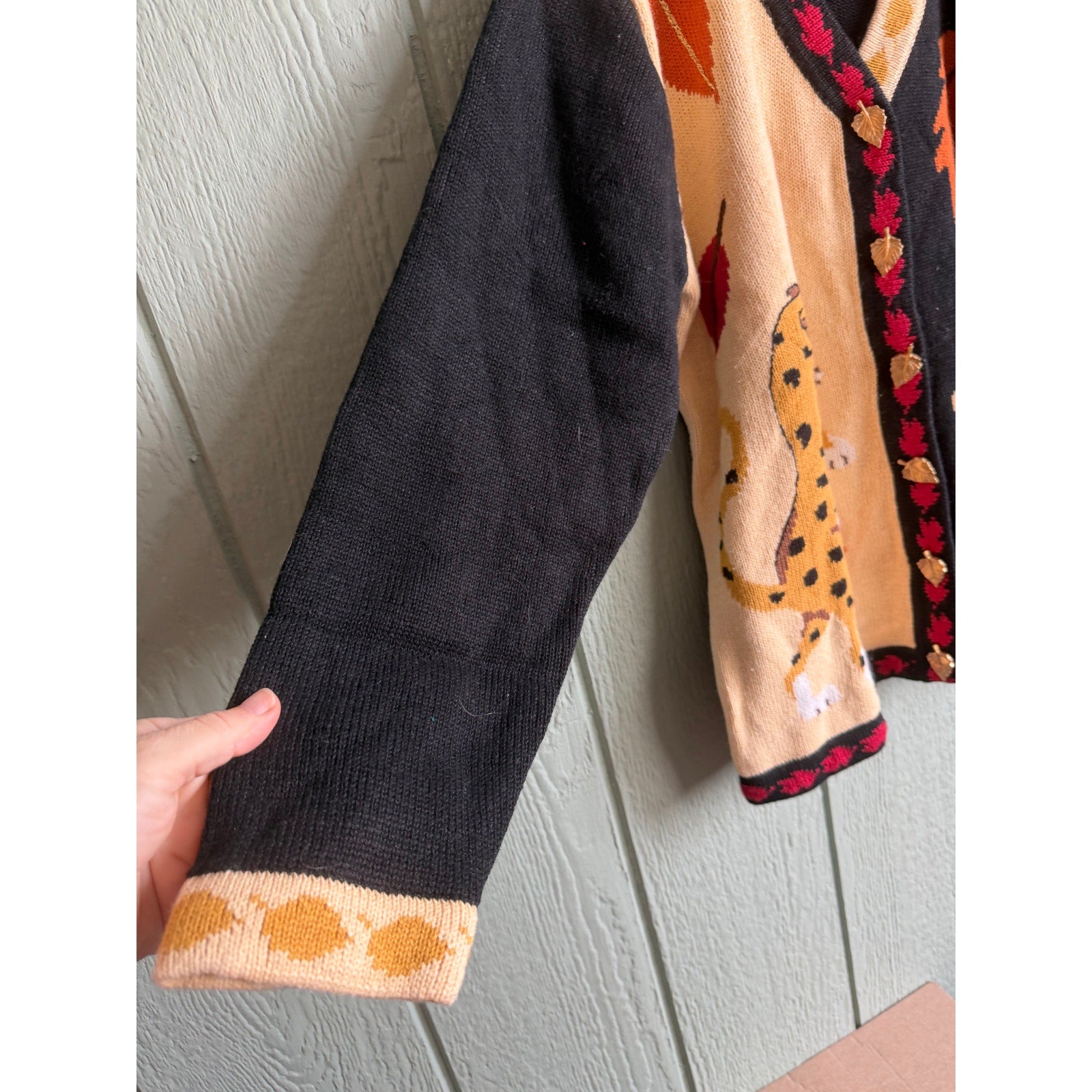 NWT Vintage Storybrook Knits Fall Animal Cardigan Leopard Fox Leaves Sweater L