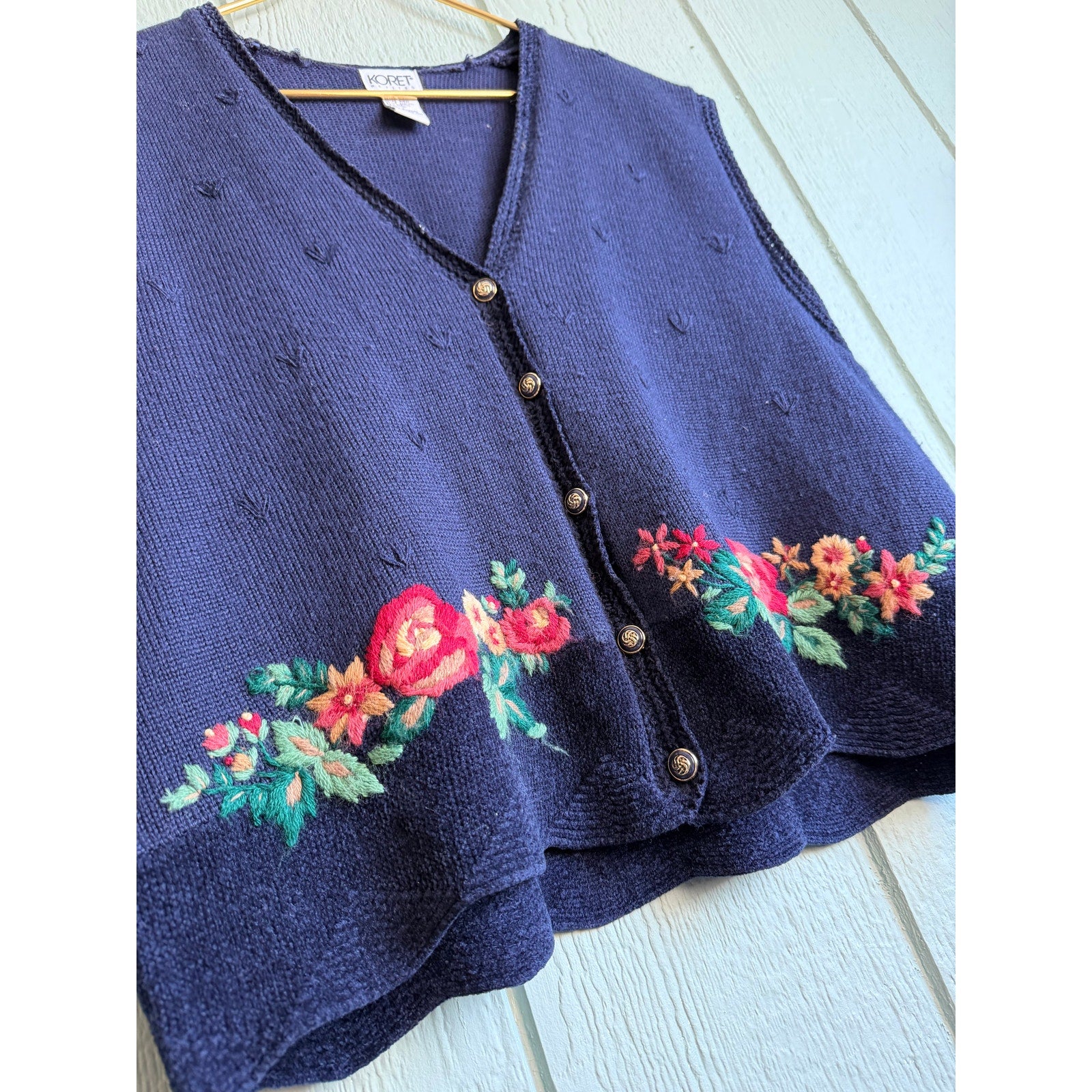 Vintage Koret Petites Floral Embroidered Knit Sweater Vest Button Front Size L