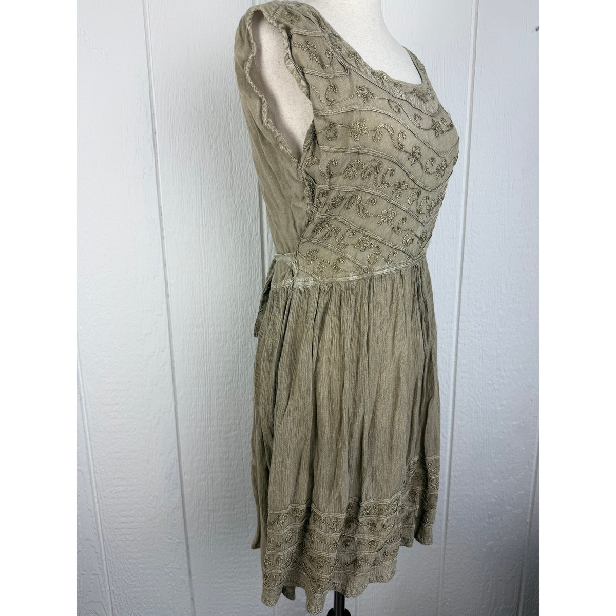 Vintage 90s Classic Embroidered Midi Dress S Boho Fairycore Renaissance