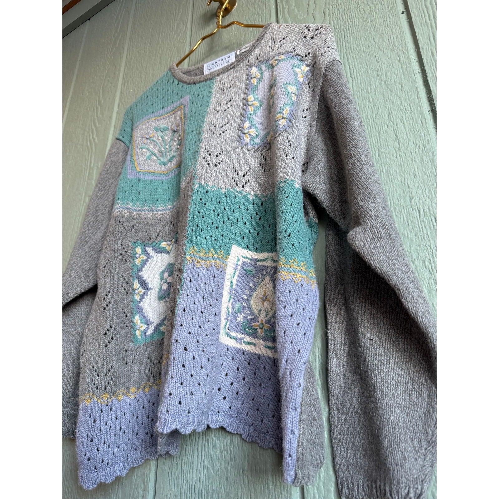 Vintage 90s Patchwork Embroidered Floral Knit Sweater – Jantzen Classics XL