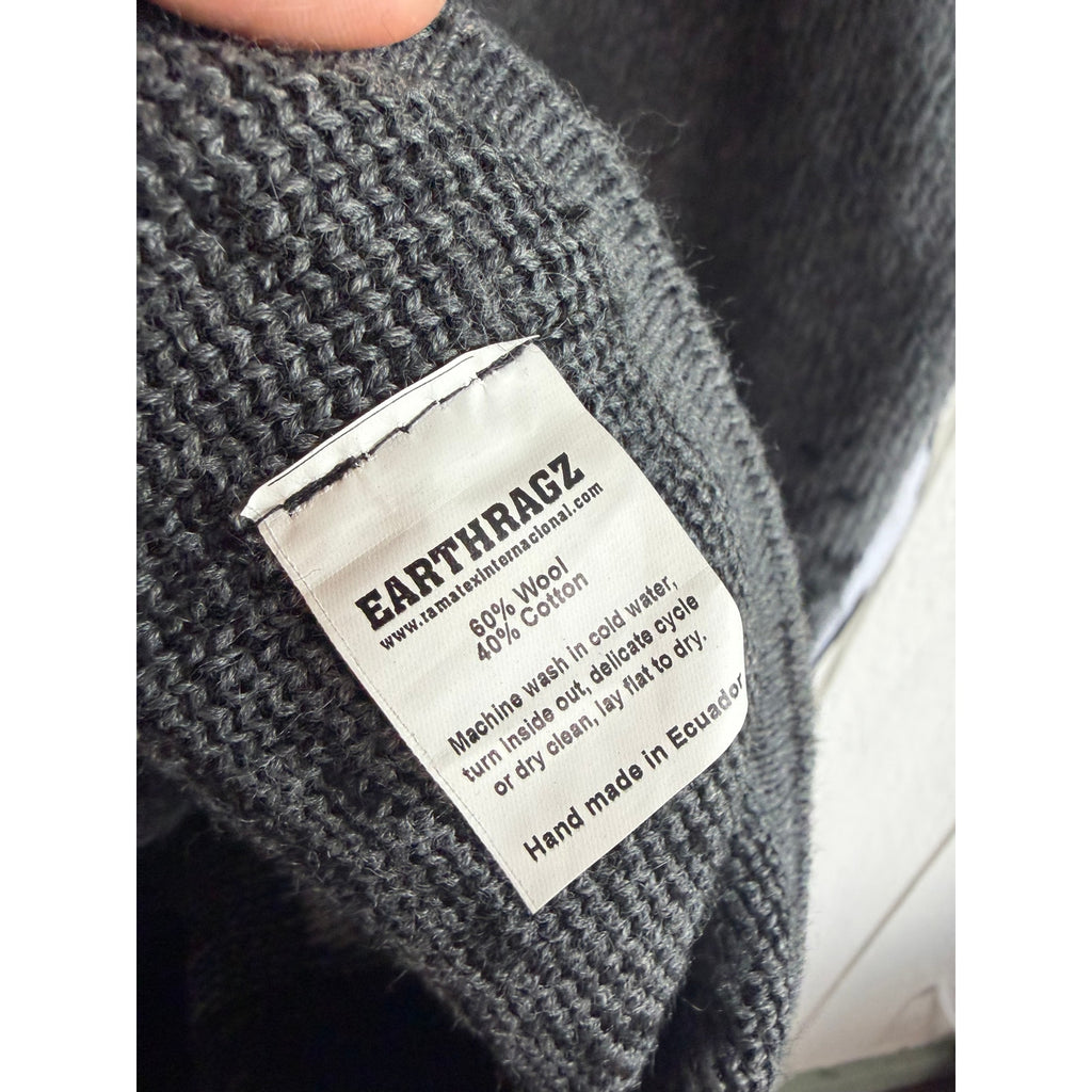 Earth Ragz Wool Wolf Sweater Medium Hooded Zip Jacket Ecuador Gray Black