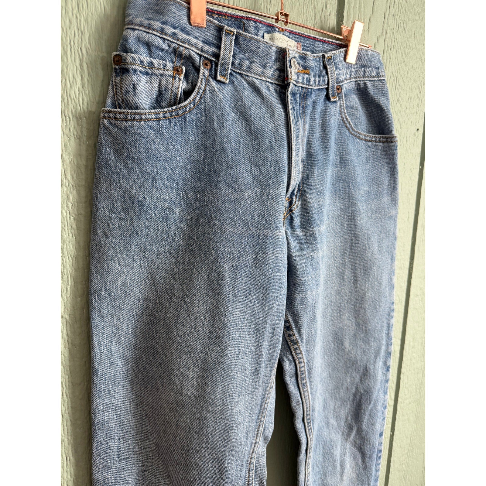 Vintage Levi’s 550 Relaxed Tapered Jeans – Women’s 6M – Light Wash – Y2K