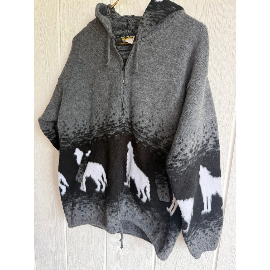 Earth Ragz Wool Wolf Sweater Medium Hooded Zip Jacket Ecuador Gray Black