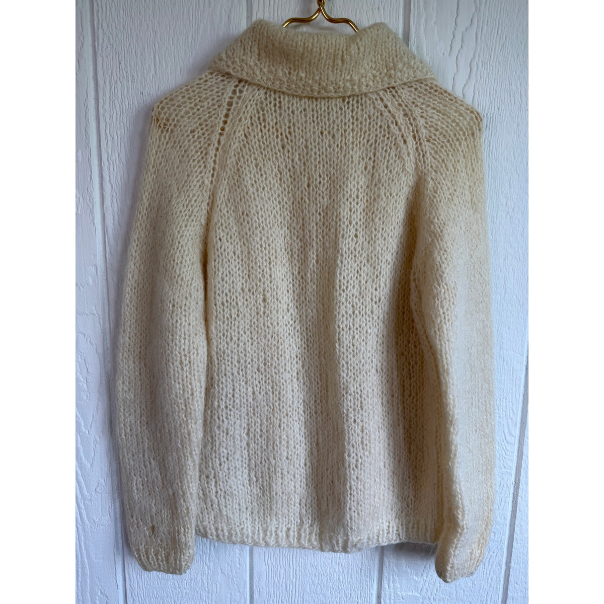 Vintage 70s Hand Made in Italy Wool Mohair Cable Knit Cardigan Sweater Ivory