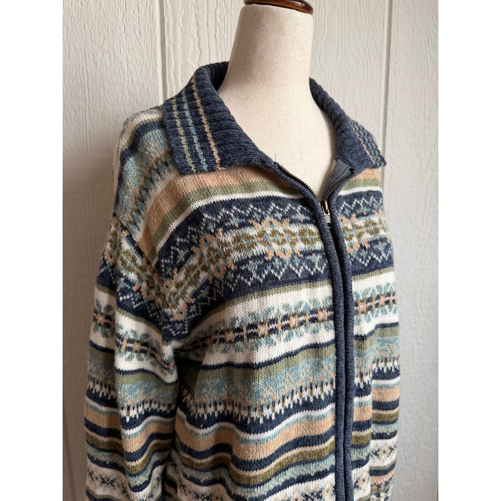 Vintage Heirloom Collectibles Full Zip Collared Stripe Cottagecore Sweater, LG