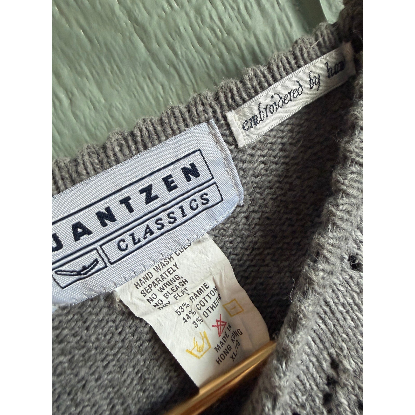 Vintage 90s Patchwork Embroidered Floral Knit Sweater – Jantzen Classics XL