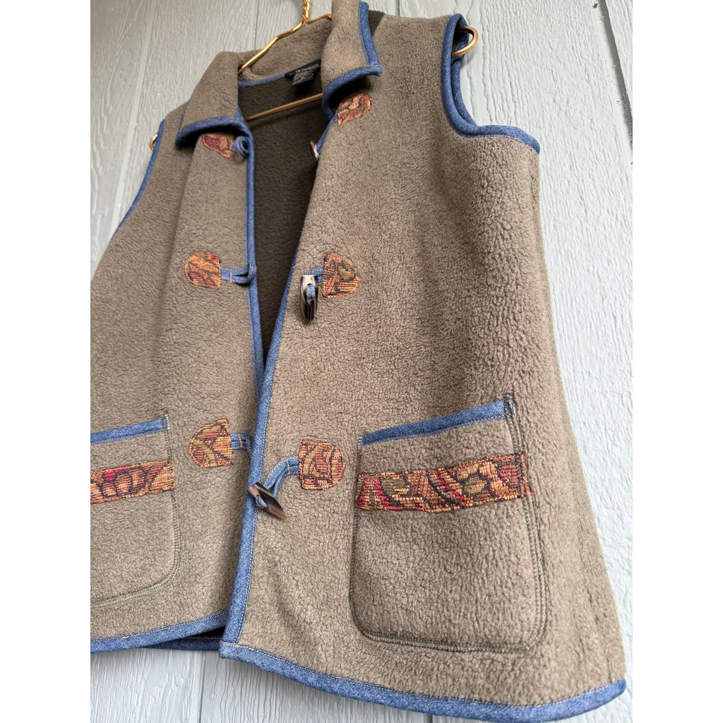 Vintage T & Company Fleece Toggle Vest Medium USA Made Southwestern Trim