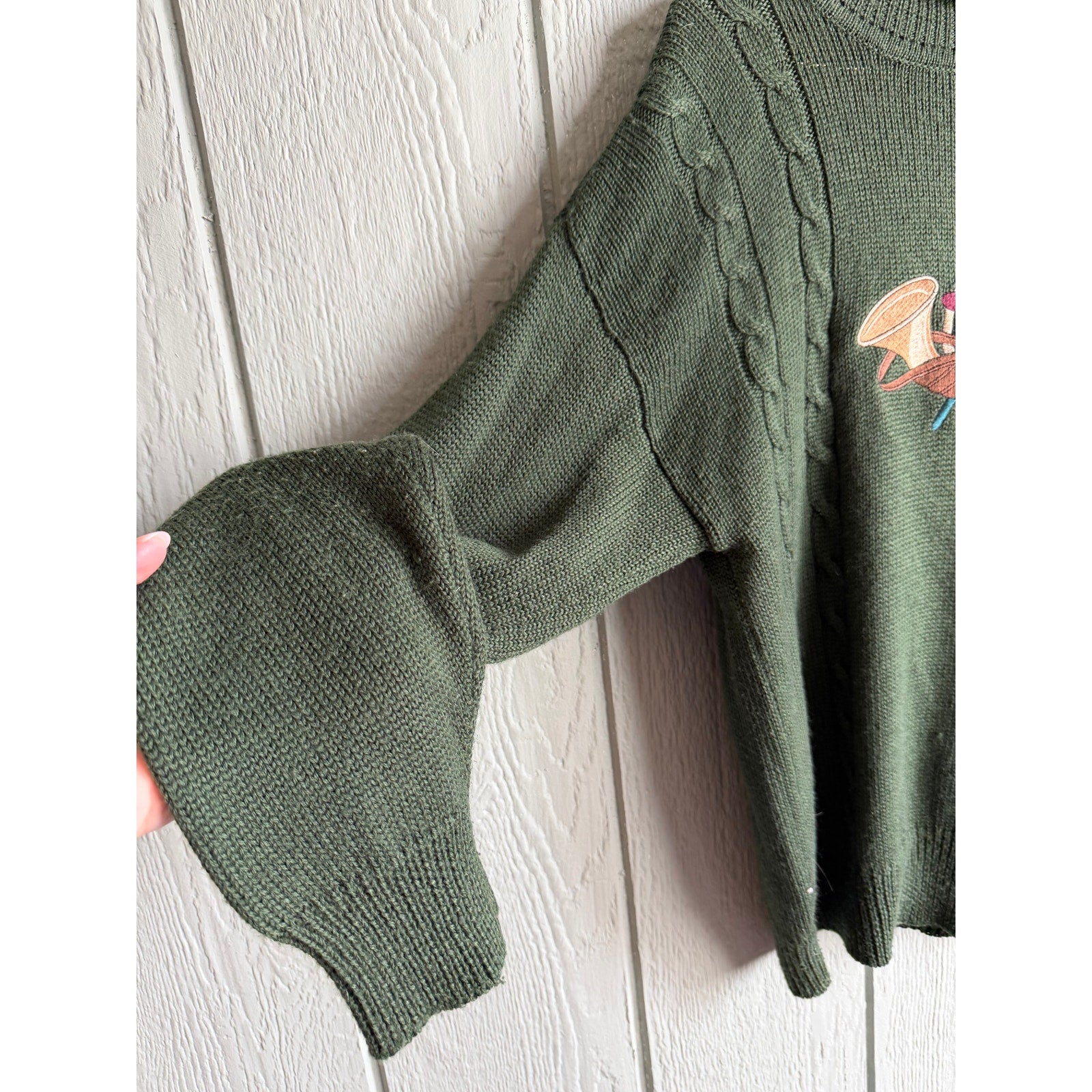 Vintage Herman Geist Cable Knit Sweater Wool Blend Embroidered Bird Horn M