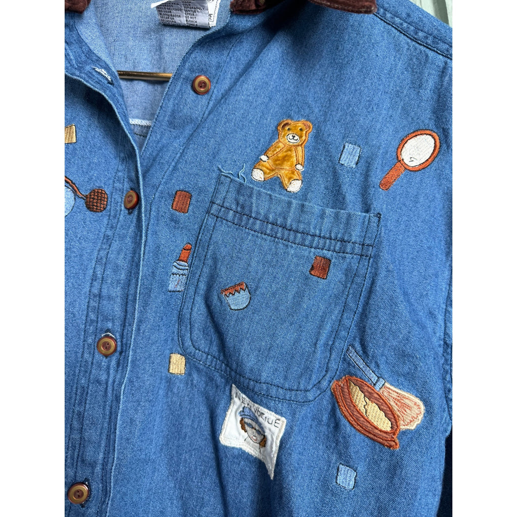 Vintage Embroidered Denim Shirt Women’s Large – Velvet Collar – 90s Cottagecore