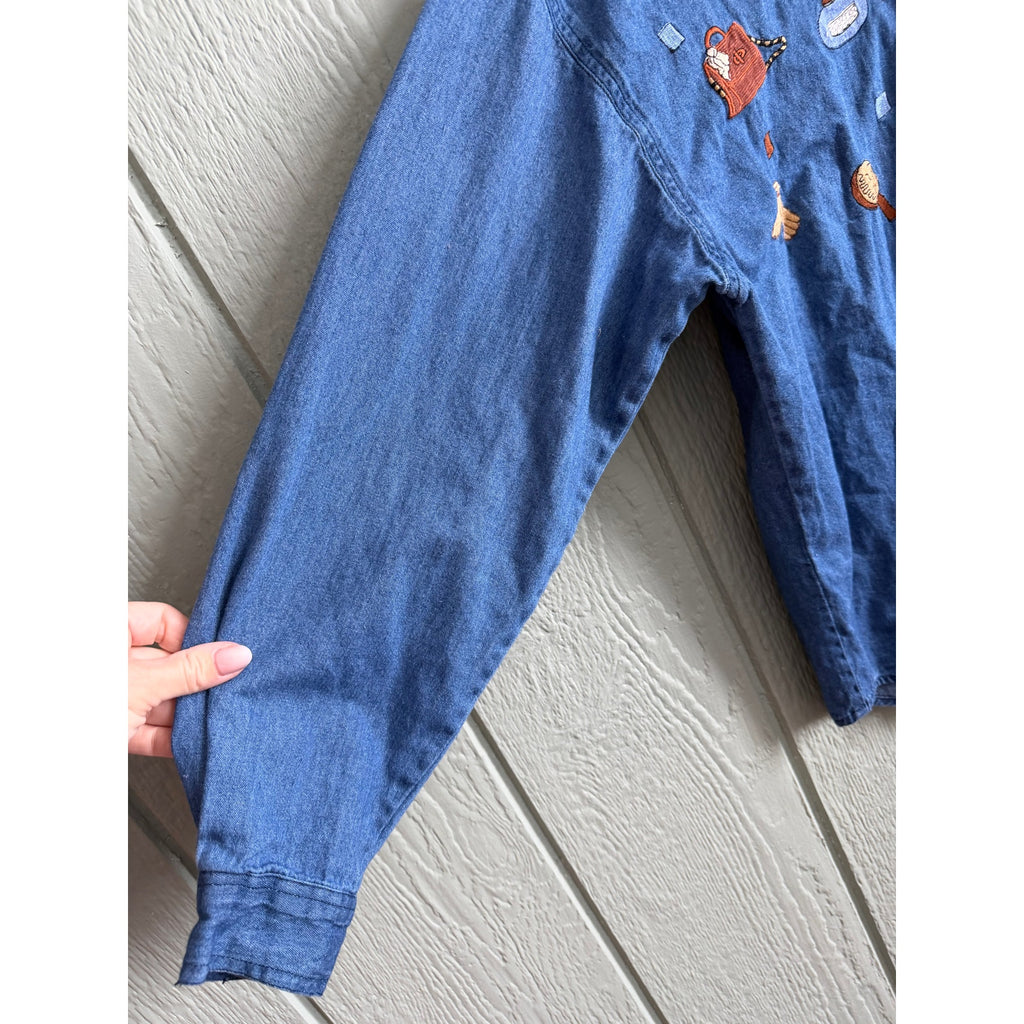Vintage Embroidered Denim Shirt Women’s Large – Velvet Collar – 90s Cottagecore
