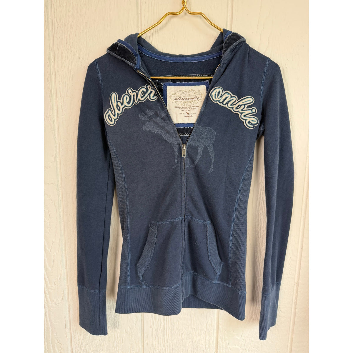 Vintage Y2K Abercrombie & Fitch Navy Blue Full-Zip Hoodie, Large