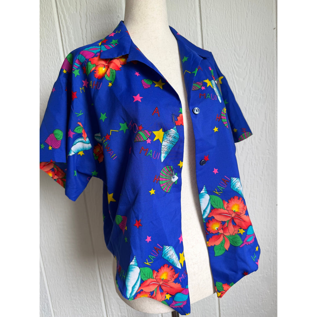 Vintage Hilo Hattie Hawaiian Shirt Tropical Shell Floral Button Up Made in Hawaii