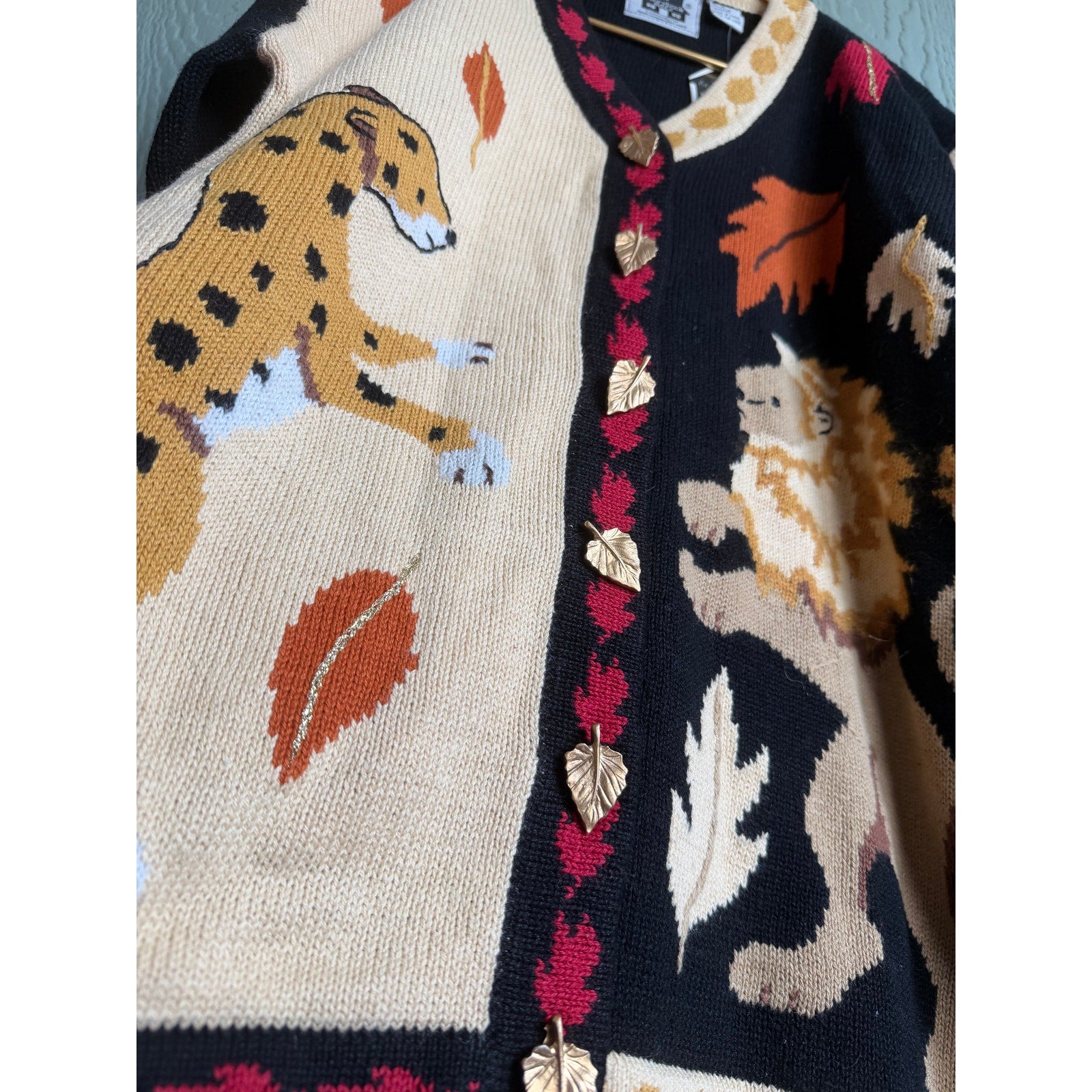 NWT Vintage Storybrook Knits Fall Animal Cardigan Leopard Fox Leaves Sweater L