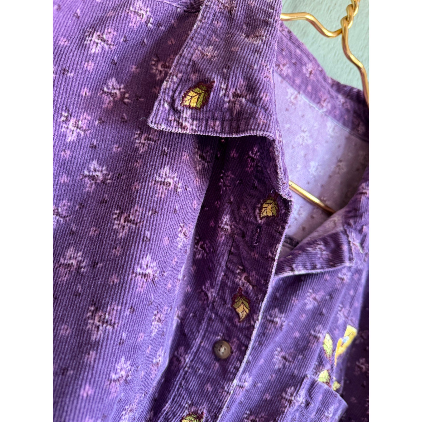 Vintage Tweety Bird Purple Corduroy Button Down Shirt Floral Looney Tunes 90s